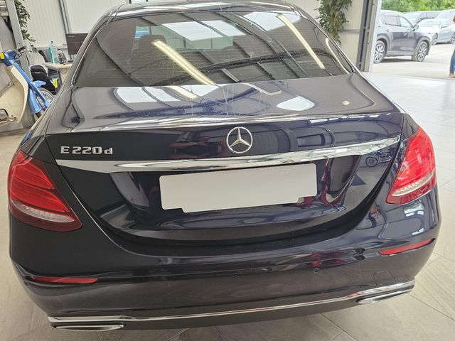 Image for 2017 Mercedes-Benz E Class E 220 D AVANTGARDE A/T