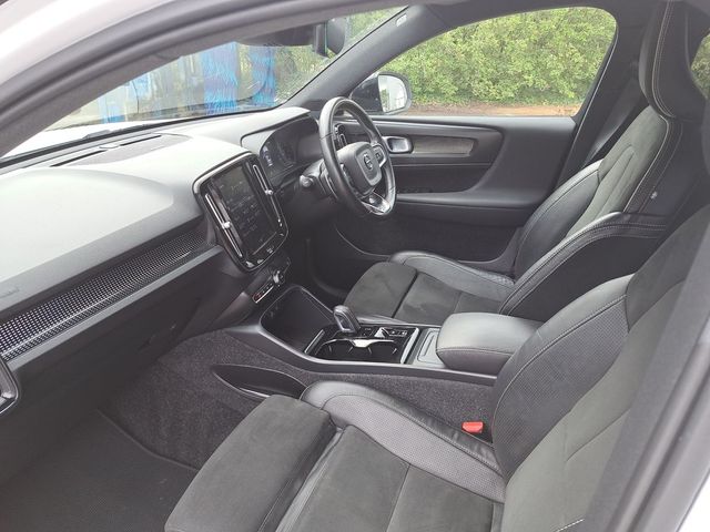 Image for 2020 Volvo XC40 D3 DIESEL (150hp) R-Design Auto