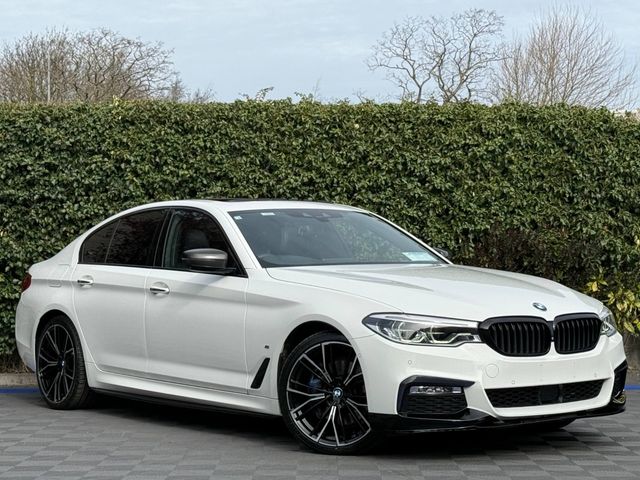 Image for 2018 BMW 5 Series 530e M-SPORT COMPETITION 2.0 HYBRID // HEADS-UP DISPLAY // NEW 20" M5 ALLOYS // 360 PARKING CAMERAS