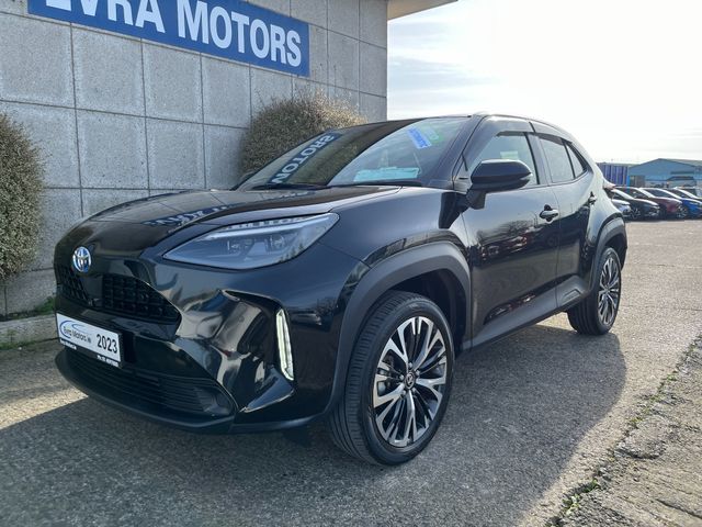 Image for 2023 Toyota Yaris Cross Z HYBRID AUTOMATIC 1.5 PETROL //LOW MILES//HIGH SPEC//HEATED SEATS AND STEERING WHEEL//360 PARKING CAMERAS//KEYLESS ENTRY//ADAPTIVE CRUISE CONTROL//