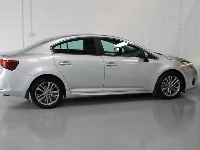 Image for 2016 Toyota Avensis 1.6D Luna Navi 4DR