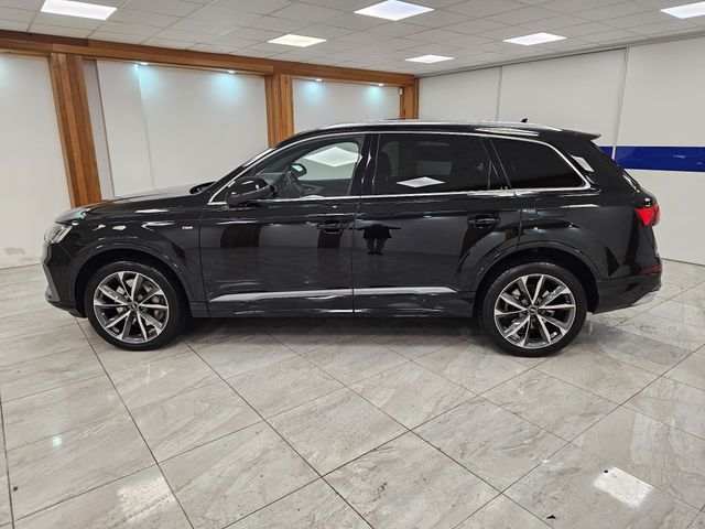 Image for 2022 Audi Q7 PANORAMIC SUNROOF // S LINE