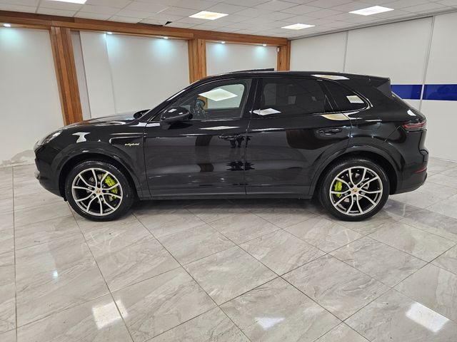 Image for 2023 Porsche Cayenne PRICED TO SELL 