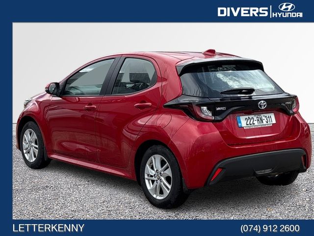 Image for 2022 Toyota Yaris Hybrid Luna