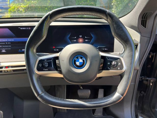 Image for 2023 BMW iX XDRIVE40 M-SPORT 76.6KWH AUTO // PANORAMIC SUNROOF // VIRTUAL COCKPIT // HARMAN/KARDON