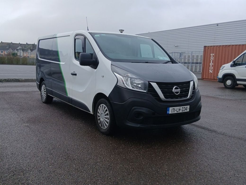 Image for 2017 Nissan NV300 NV300 LWB 120 XE 4DR