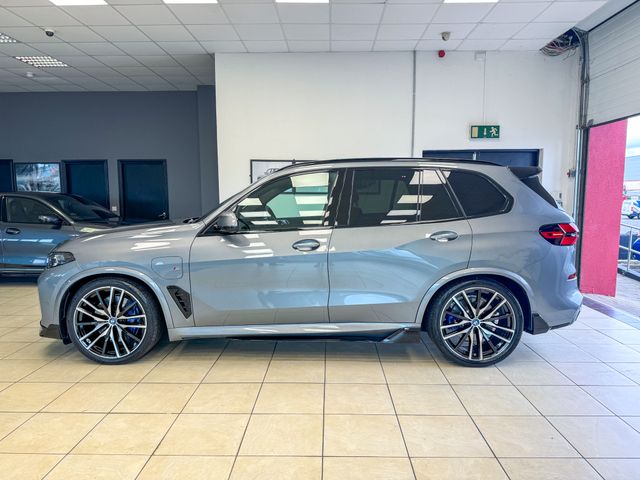 Image for 2024 BMW X5 XDRIVE50E M SPORT PRO