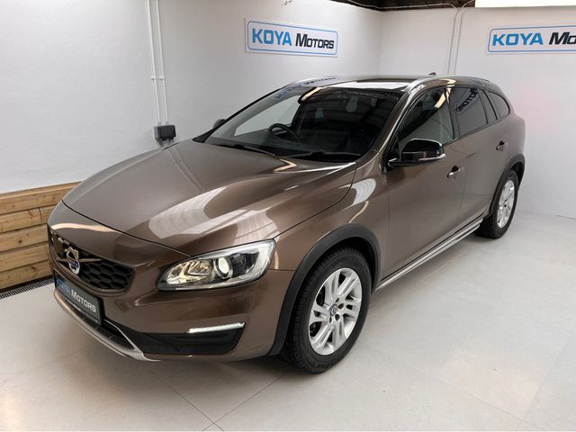 Image for 2016 Volvo V60 Cross Country 2.0 D4 CROSS COUNTRY SE LUXURY DIESEL 190 BHP AUTOMATIC // FULL LEATHER ELECTRIC SEATS // REVERSING CAMERA // CRUISE CONTROL // LANE ASSIST // COLLISION WARNING SYSTEM // TOP SPEC