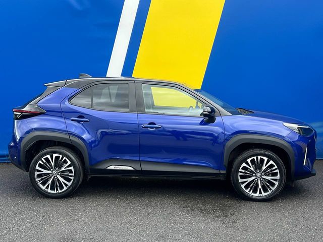 Image for 2022 Toyota Yaris Cross CROSS SOL 1.5 HYBRID ** BIG SPEC ** // HALF LEATHER HEATED SEATS // APPLE CARPLAY/ANDROID AUTO // 18" DIAMOND CUT ALLOYS