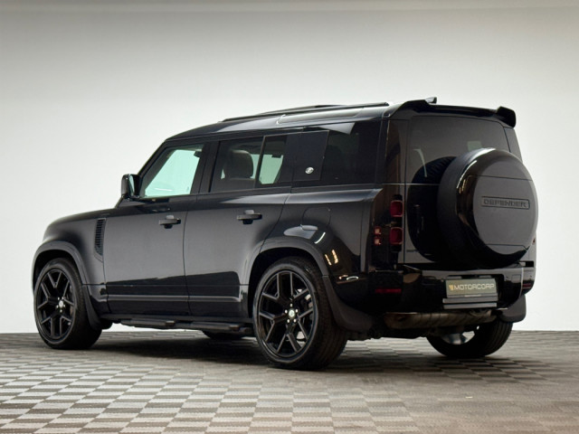 Image for 2022 Land Rover Defender XS EDITION P400E 404HP AWD *PAN ROOF*