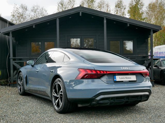 Image for 2024 Audi e-tron GT QUATTRO