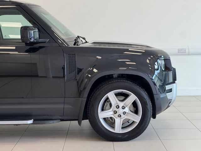 Image for 2023 Land Rover Defender 