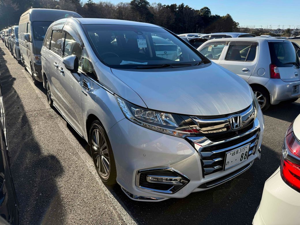 Image for 2020 Honda Odyssey ABSOLUTE 7 SEATER AUTOMATIC 2.0 PETROL HYBRID //LOW MILES//HALF LEATHER HEATED SEATS//REVERSE CAMERA//KEYLESS ENTRY//ADAPTIVE CRUISE CONTROL//
