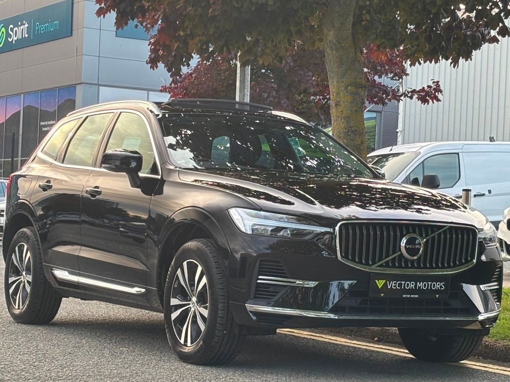 Image for 2023 Volvo XC60 T6 Recharge AWD PHEV PAN ROOF
