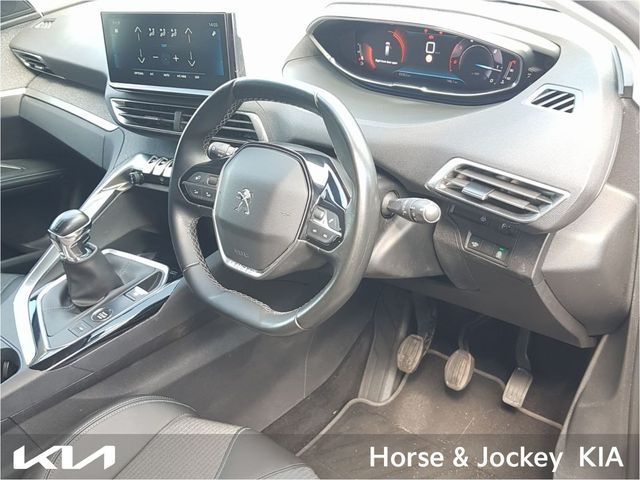 Image for 2022 Peugeot 5008 1.5 BlueHDi 130bhp Allure