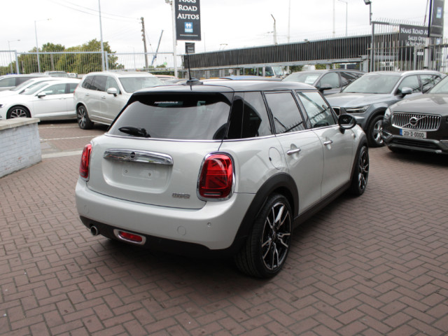Image for 2019 Mini Cooper 1.5D 5DR HATCHBACK AUTOMATIC // WITH ONLY 100, 000 KM'S // BUY WITH CONFIDENCE AA AND SIMI APPROVED DEALER 2026 // FINANCE ARRANGED // ALL TRADE INS WELCOME //