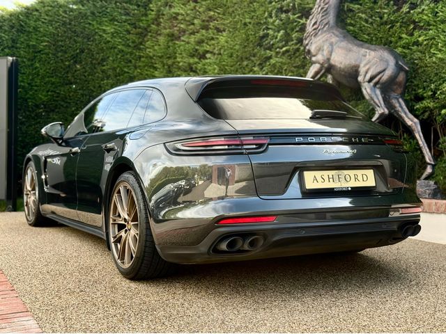 Image for 2019 Porsche Panamera 4 E-hybrid Sport Turismo 462PS