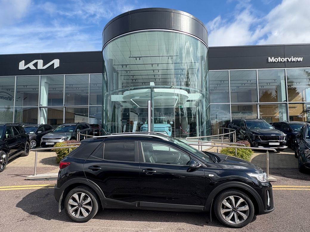 Image for 2021 Kia Stonic 1.0P 3 YEAR WARRANTY *SHOWROOM CONDITION* Sat Nav, Reversing Camera, Parking Sensors, Automatic Wipers, 3 YEARS WARRANTY 