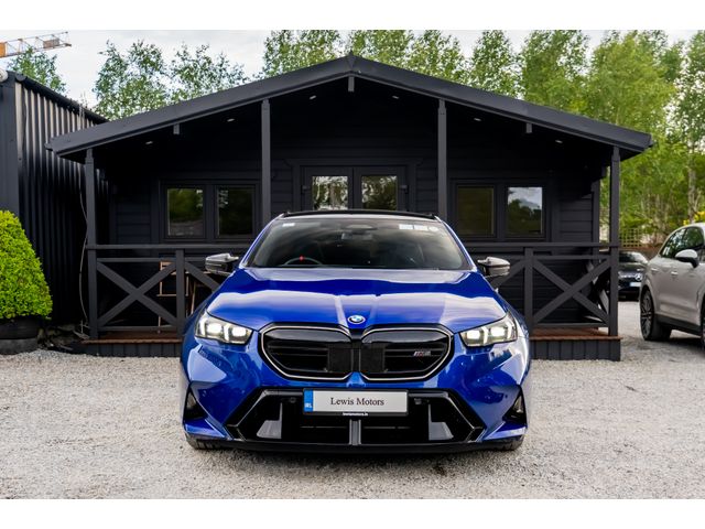Image for 2026 BMW M5 TOURING, HUGE SPEC, ULTIMATE PACK, M DRIVER PACK, CARBON CERAMIC BRAKES, PAN ROOF, BOWERS & WILKINS SOUND SYSTEM, HEATED/ COOLED SEATS, COMFORT ACCESS