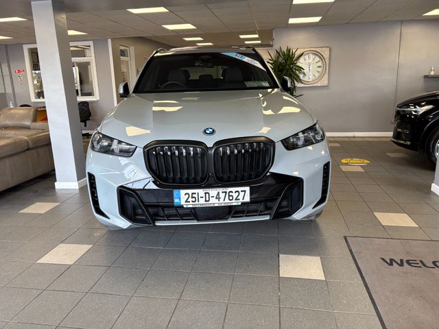 Image for 2025 BMW X5 50 E M SPORT PRO PACK