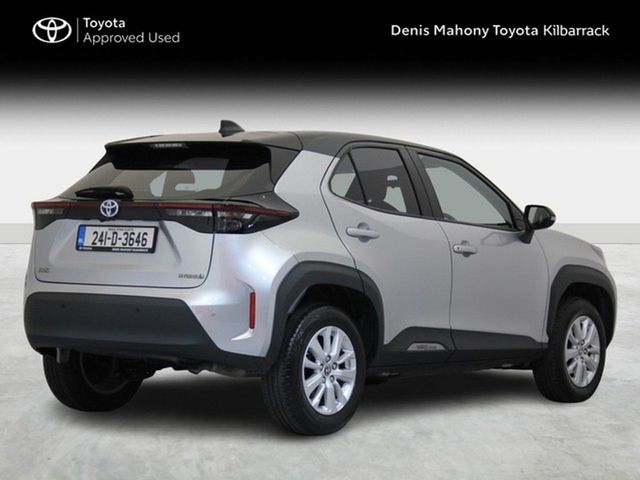 Image for 2024 Toyota Yaris Cross LUNA