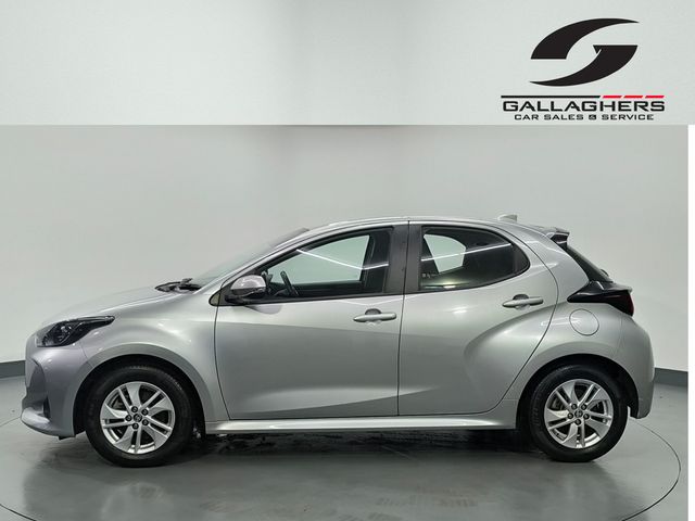 Image for 2022 Toyota Yaris (221) LUNA HYBRID PETROL AUTOMATIC