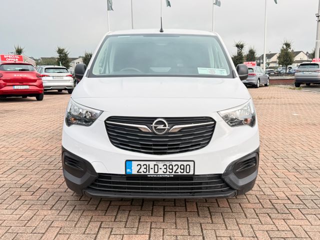 Image for 2023 Opel Combo Comfort Trim