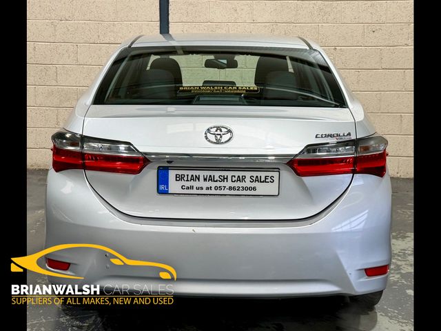 Image for 2019 Toyota Corolla 1.33 LUNA SPORT 4DR