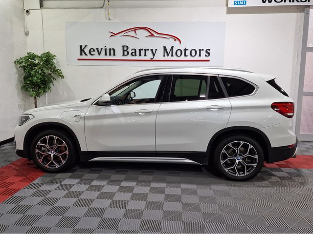 Image for 2022 BMW X1 25E X-LINE (PLUG IN HYBRID) X-DRIVE AUTOMATIC **ORIGINAL IRISH CAR / ONE OWNER / APPLE CARPLAY / CRUISE CONTROL / ELECTRIC BOOTLID / FULL BLACK LEATHER / HEATED FRONT SEATS / SAT NAV**