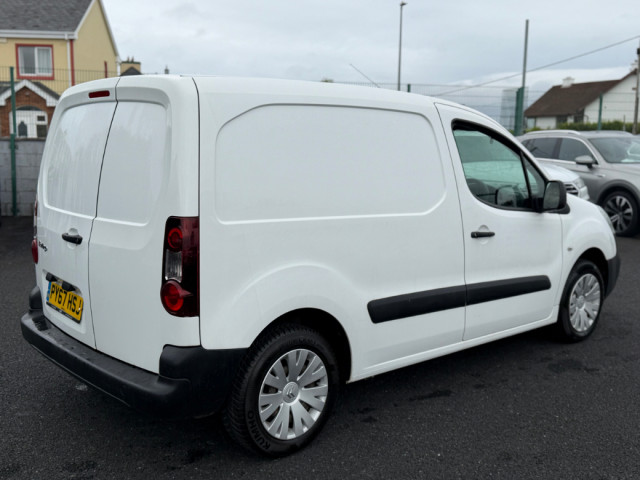 Image for 2018 Citroen Berlingo 625 LX L1 BLUEHDI