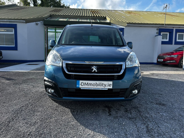 Image for 2017 Peugeot Partner Tepee Wheelchair Accessible Car