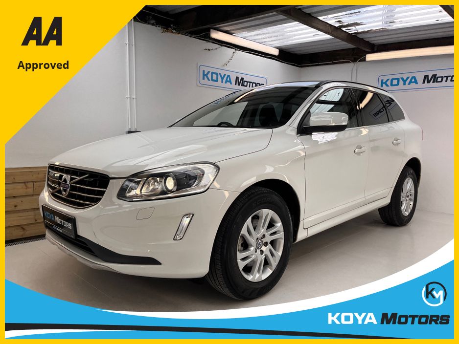 Image for 2016 Volvo XC60 D4 2.0 DIESEL SE PREMIUM PLUS AUTOMATIC // TOP SPEC // FULL ELECTRIC SEATS // CRUISE CONTROL // ELECTRIC TAILGATE // REVERSING CAMERA // LANE ASSIST // COLLISION WARNING SYSTEM // STUNNING JEEP 