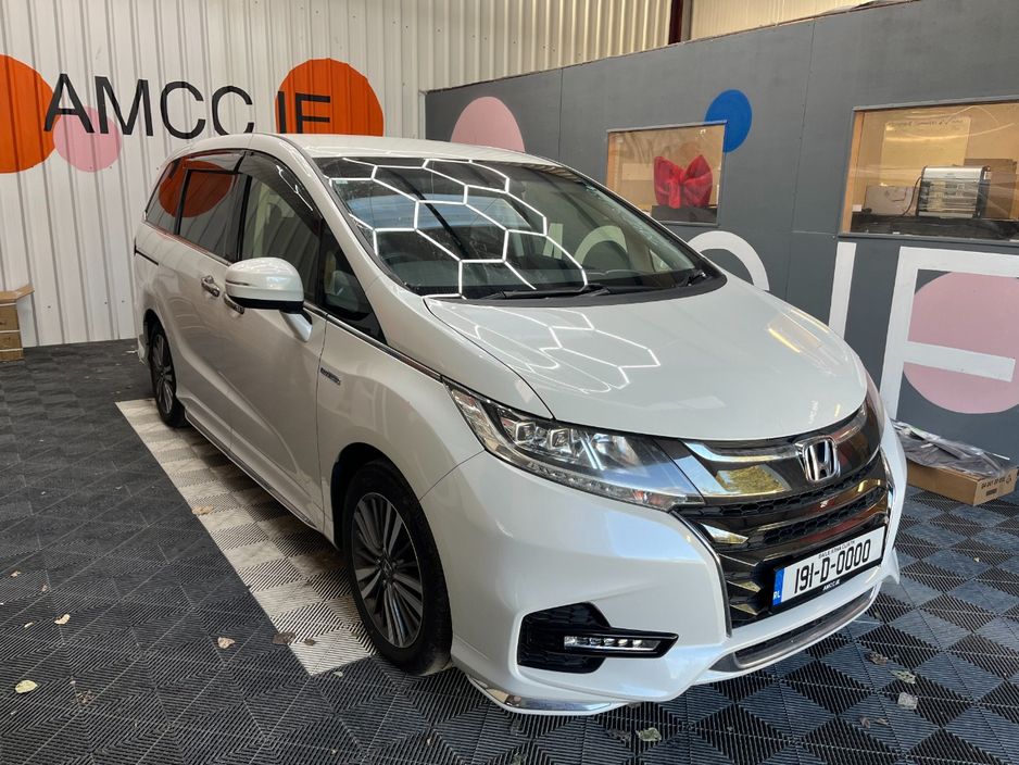 Image for 2019 Honda Odyssey 2019 HONDA ODYSSEY HYBRID ABSOLUTE 2.0 AUTOMATIC / CRUISE CONTROL / PARKING CAMERA / ELECTRIC MEMORY & HEATED SEATS / 7 SEATS OPTION / AUTOMATIC & ELECTRIC DOORS AND MORE