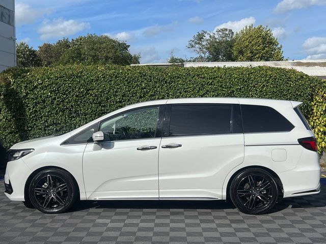 Image for 2021 Honda Odyssey ABSOLUTE EX 7-SEATER 2.0 HYBRID AUTO // HALF LEATHER HEATED SEATS // 360 SURROUND PARKING CAMERAS // 18" ALLOYS 