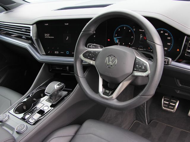 Image for 2025 Volkswagen Touareg R line Black Edition * 286bhp Tdi