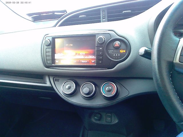 Image for 2015 Toyota Yaris 1.0 LUNA MC 4DR