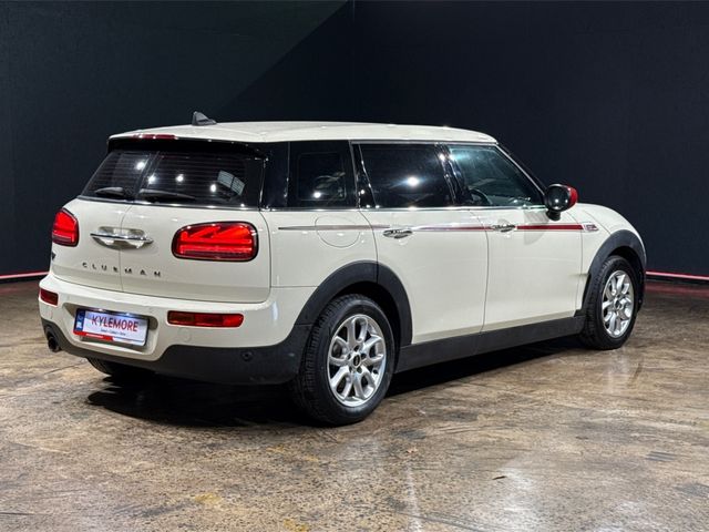 Image for 2020 Mini Cooper 1.5 AUTOMATIC - CLUBMAN - REVERSE CAMERA - CRUISE CONTROL - CREAM OVER RED LEATHER UPHOLSTERY