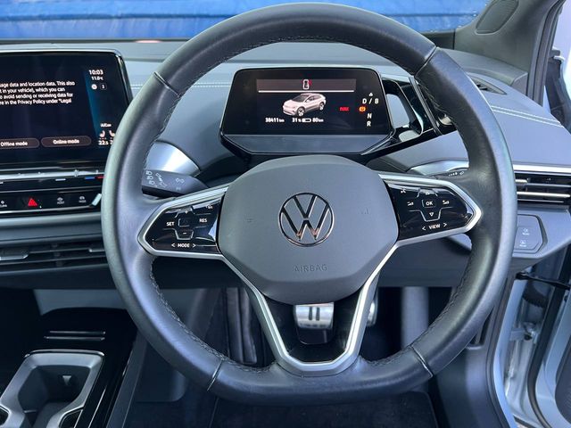 Image for 2023 Volkswagen ID.4 PURE LIFE 52KWH // LOW MILEAGE // APPLE CARPLAY/ANDROID AUTO // ADAPTIVE CRUISE CONTROL