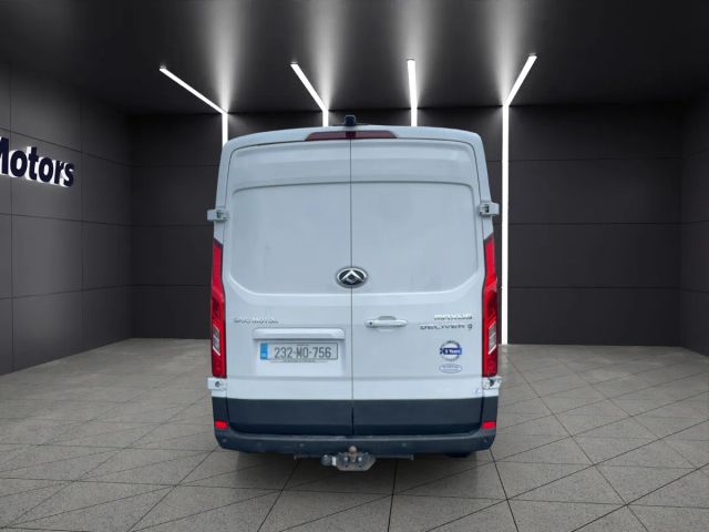 Image for 2023 Maxus Deliver 9 Maxus DELIVER 9 2023 FWD LUX Model