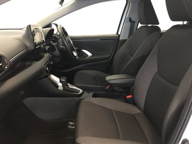Image for 2022 Toyota Yaris Yaris Hybrid Luna