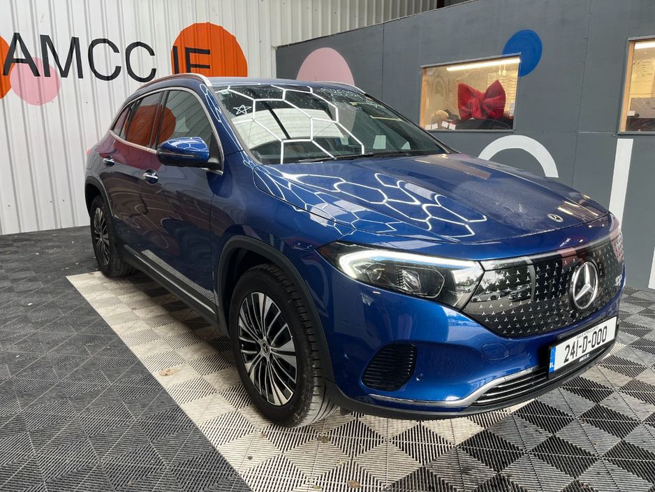 Image for 2024 Mercedes-Benz EQA 2024 MERCEDES-BENZ EQA250+ AUTOMATIC / CRUISE CONTROL / PARKING CAMERA / ELECTRIC MEMORY & HEATED SEATS / PADDLE SHIFTERS / PANORAMIC SUNROOF / AMBIENT LIGHTS / APPLE CARPLAY AND MORE