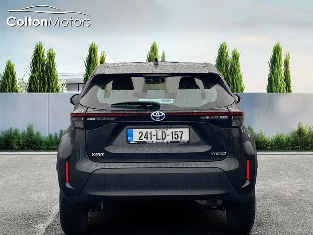 Image for 2024 Toyota Yaris Cross 1.5 Hybrid Luna