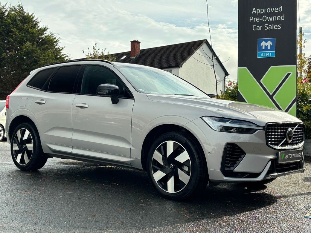 Image for 2024 Volvo XC60 T6 AWD PLUS PHEV SUNROOF