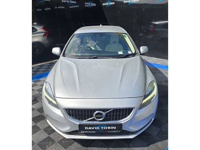 Image for 2016 Volvo V40 D3 MOMENTUM EDITION