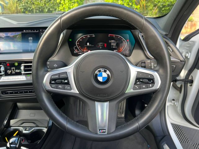 Image for 2020 BMW 1 Series 118D M-SPORT 2.0 AUTO // FULL SERVICE HISTORY // OPENING PAN ROOF // REVERSE CAMERA // DIGITAL CLUSTER