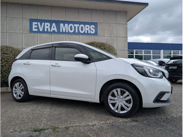 Image for 2020 Honda Fit E:HEV HOME AUTOMATIC HYBRID 1.5 PETROL //KEYLESS ENTRY//ADAPTIVE CRUISE CONTROL//REVERSE CAMERA//