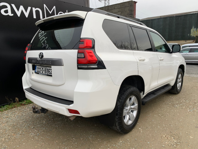 Image for 2022 Toyota Landcruiser 2.8 LWB AUTO COMMERCIAL // PRICE EXCL. VAT // GREAT CONDITION // 09/26 CVRT // ONE OWNER // FULL SERVICE HISTORY // 