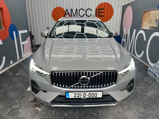 Image for 2022 Volvo XC60 2022 VOLVO XC60 RECHARGE PHVT 6AWD 30K KM AUTOMATIC 2.0// CRUISE CONTROL / 360 PARKING CAMERA / PANORAMIC SUNROOF/ ELECTRIC MEMORY & HEATED SEATS / APPLE CARPLAY AND MORE