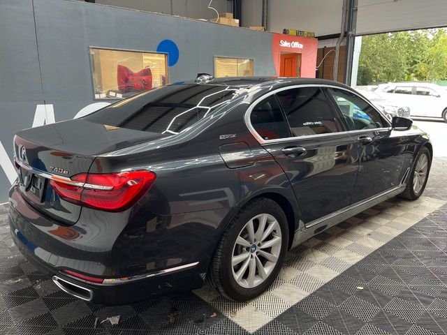 Image for 2016 BMW 7 Series 2016 BMW 740e PLUG-IN HYRBID / COOLED & HEATED SEATS , REVERSE CAMERA , ADAPTIVE CRUISE & MORE