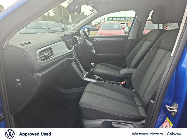 Image for 2023 Volkswagen T-Roc 1.0 TSI 110HP "Life" + Rear camera, FSH, Adaptive Cruise Control, Digital Dash, App Connect + much more